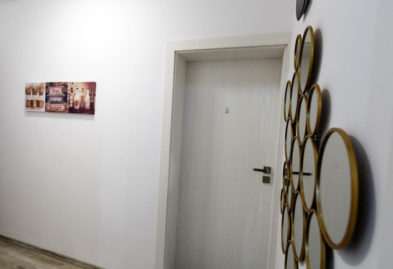 Ramino Apartments Sibiu Esterno foto